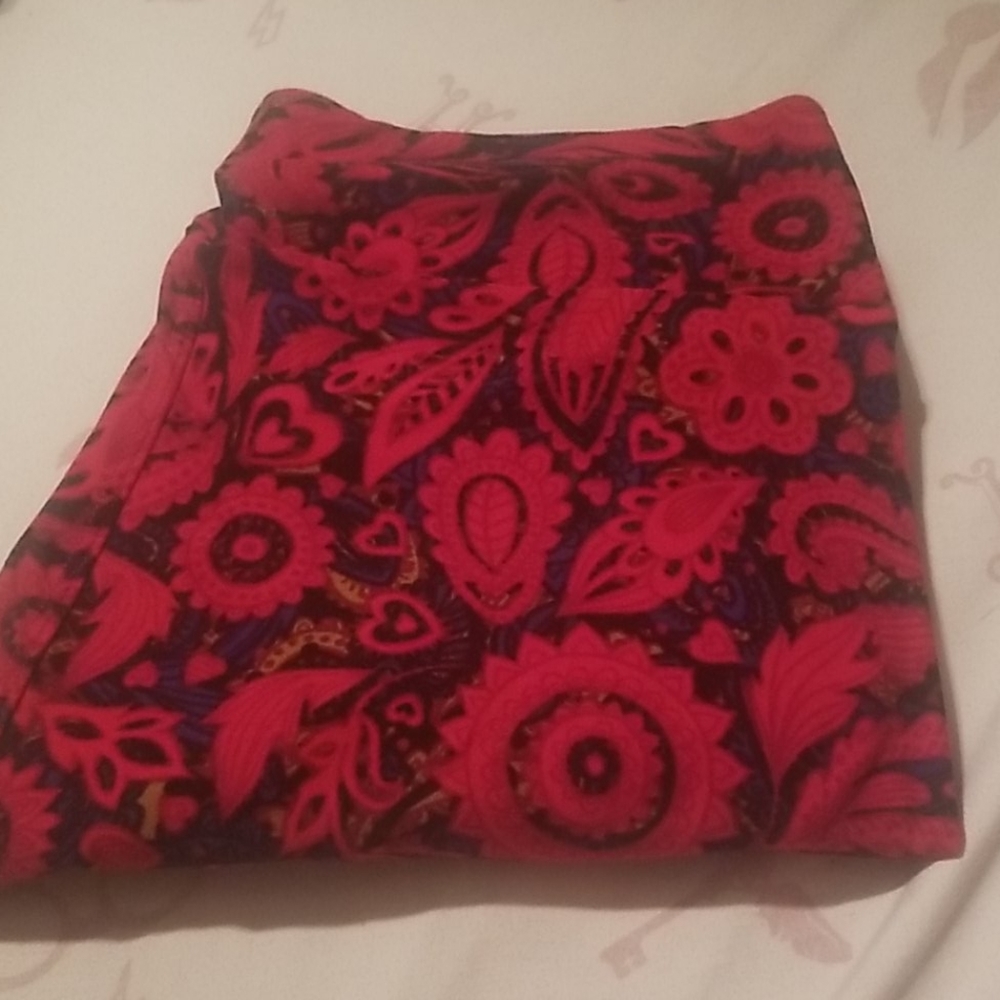 Lularoe butter soft leggings size OS